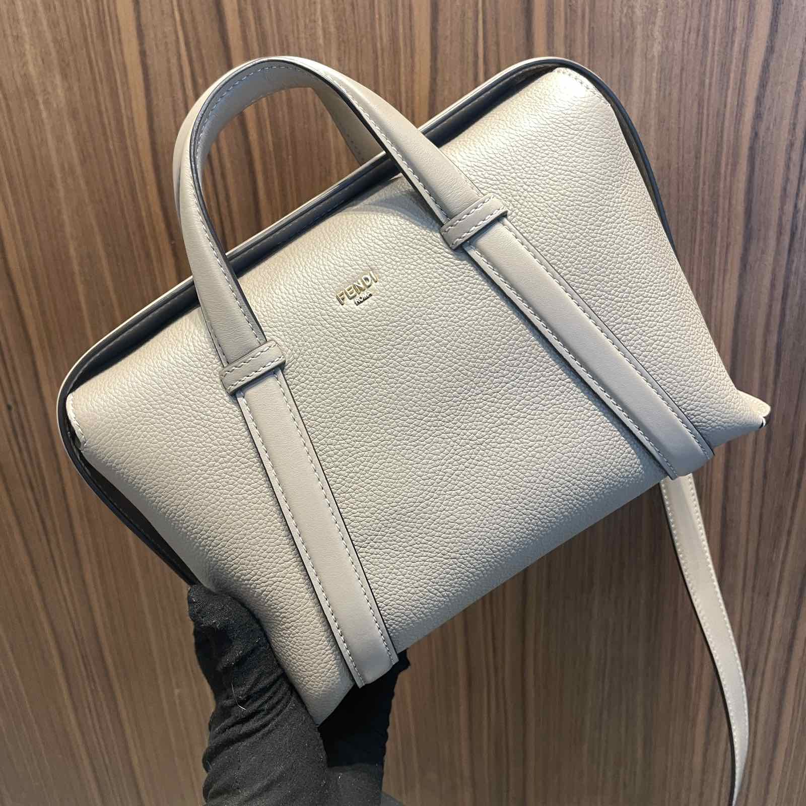 Fendi8BL152