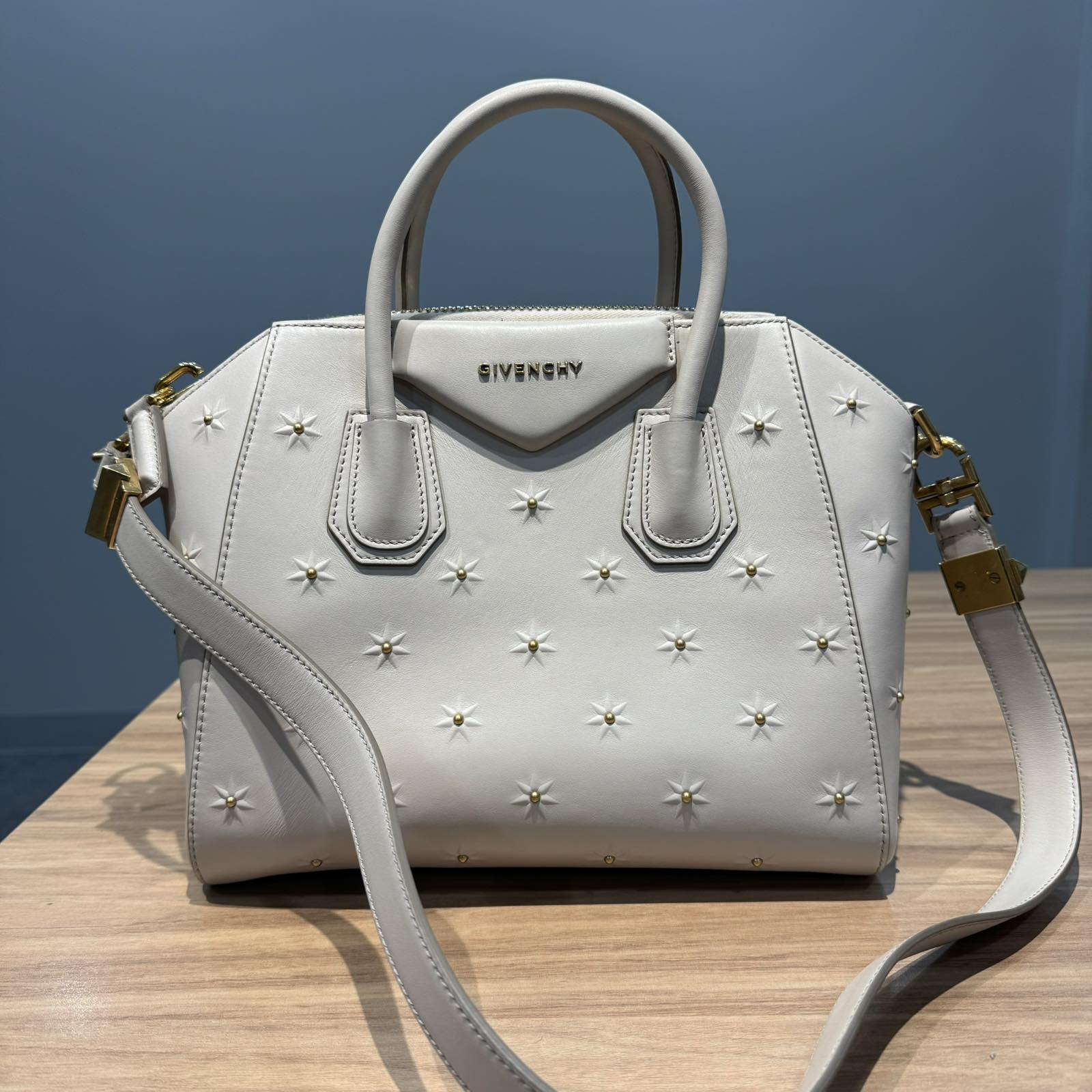 GivenchyANTIGONA 2WAY