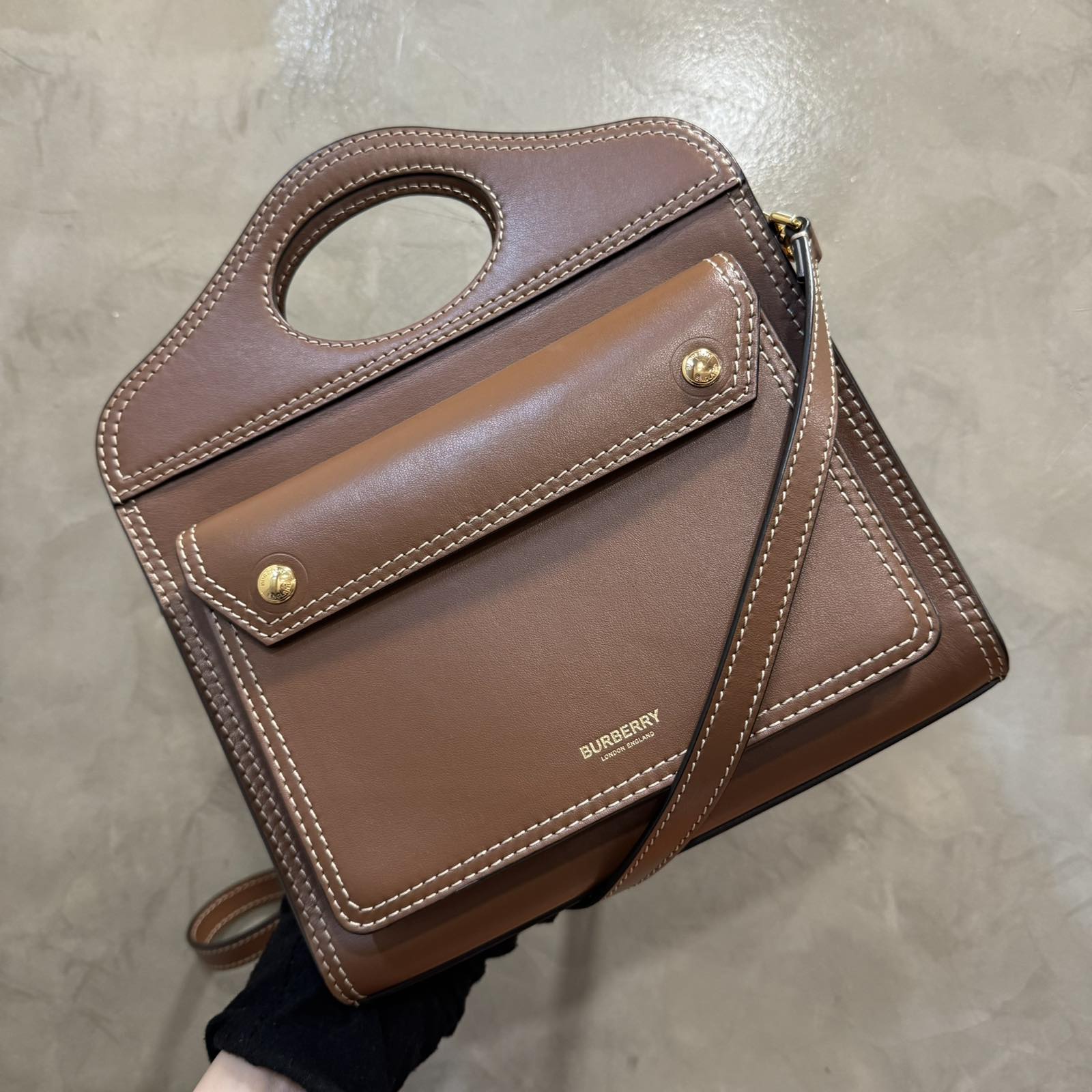 BurberryLONDON POCKET