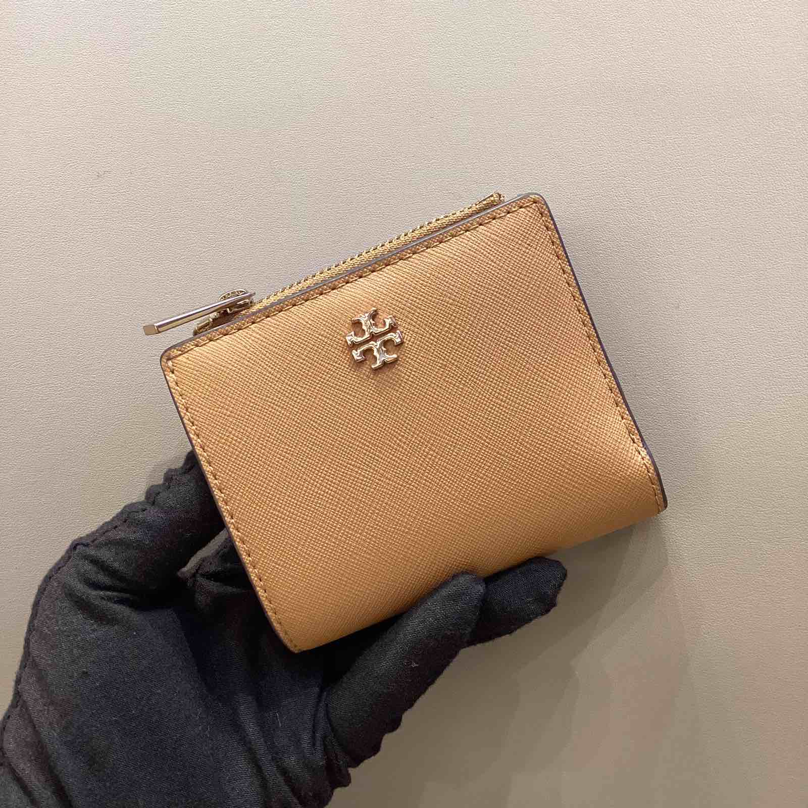 Tory BurchBROWN SLG 