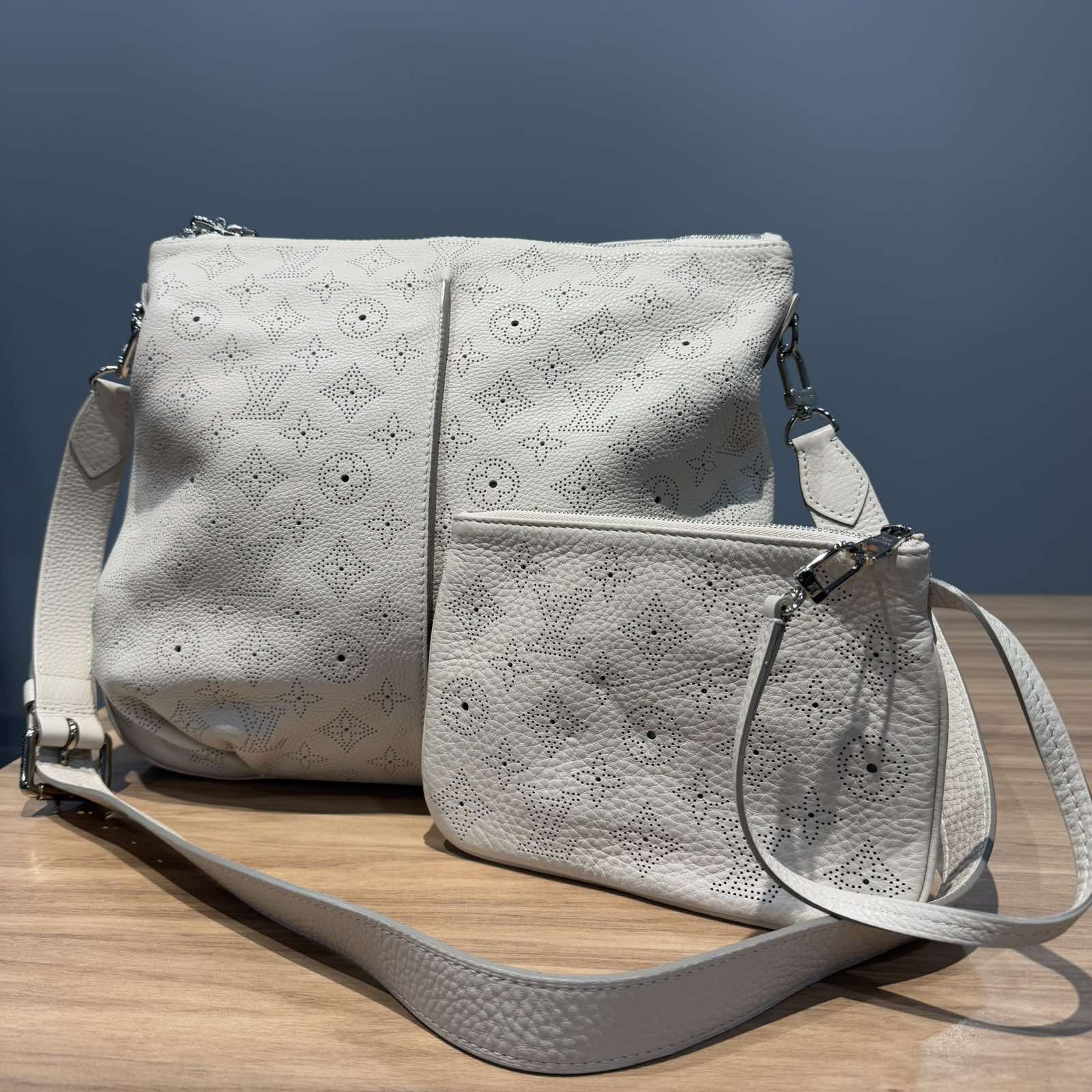 Louis VuittonMAHINA SELENE