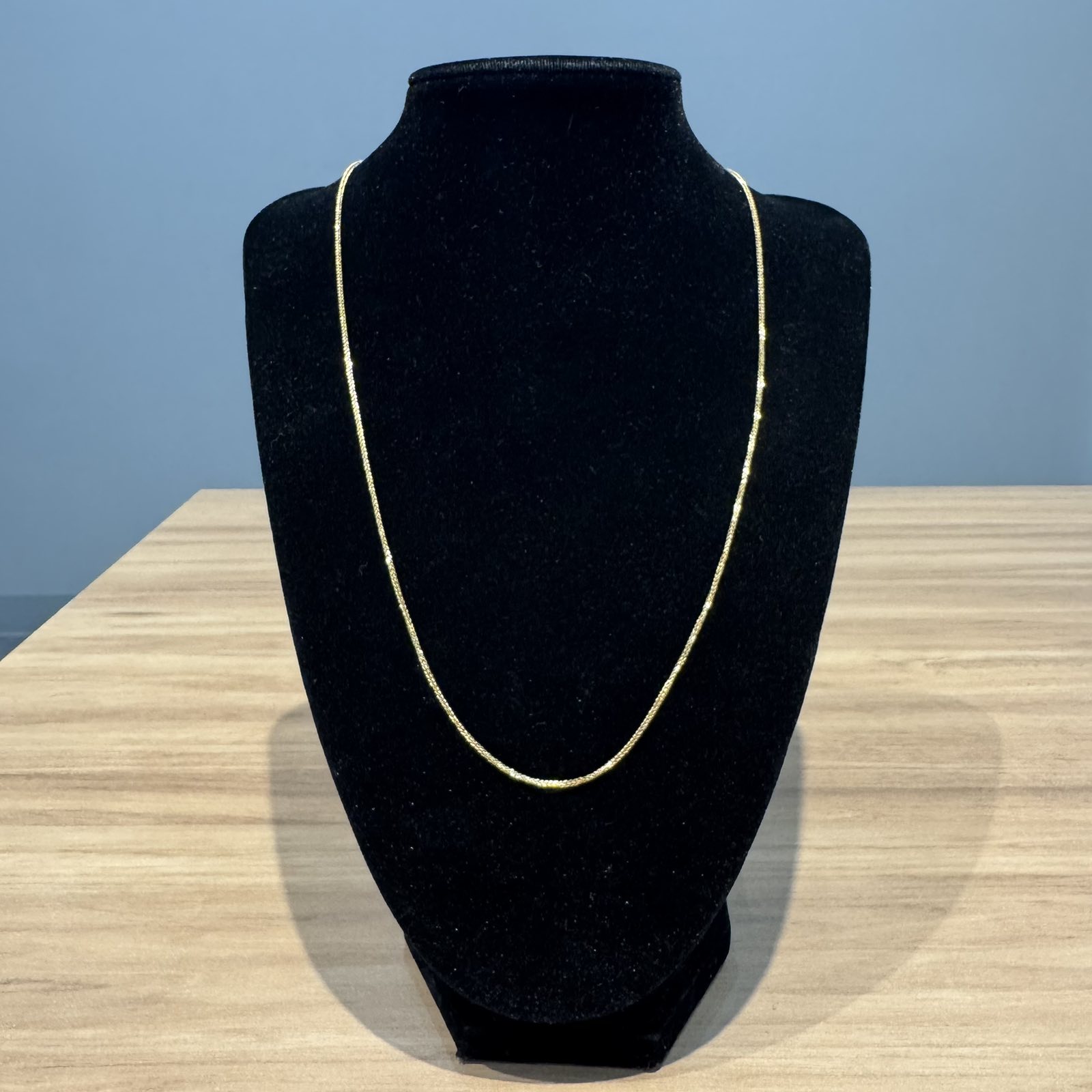 Gold MetalK18 / 750 NECKLACE