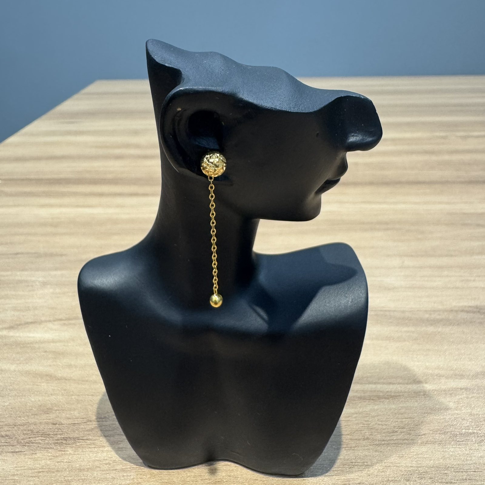 Gold MetalK18 / 750 EARRINGS