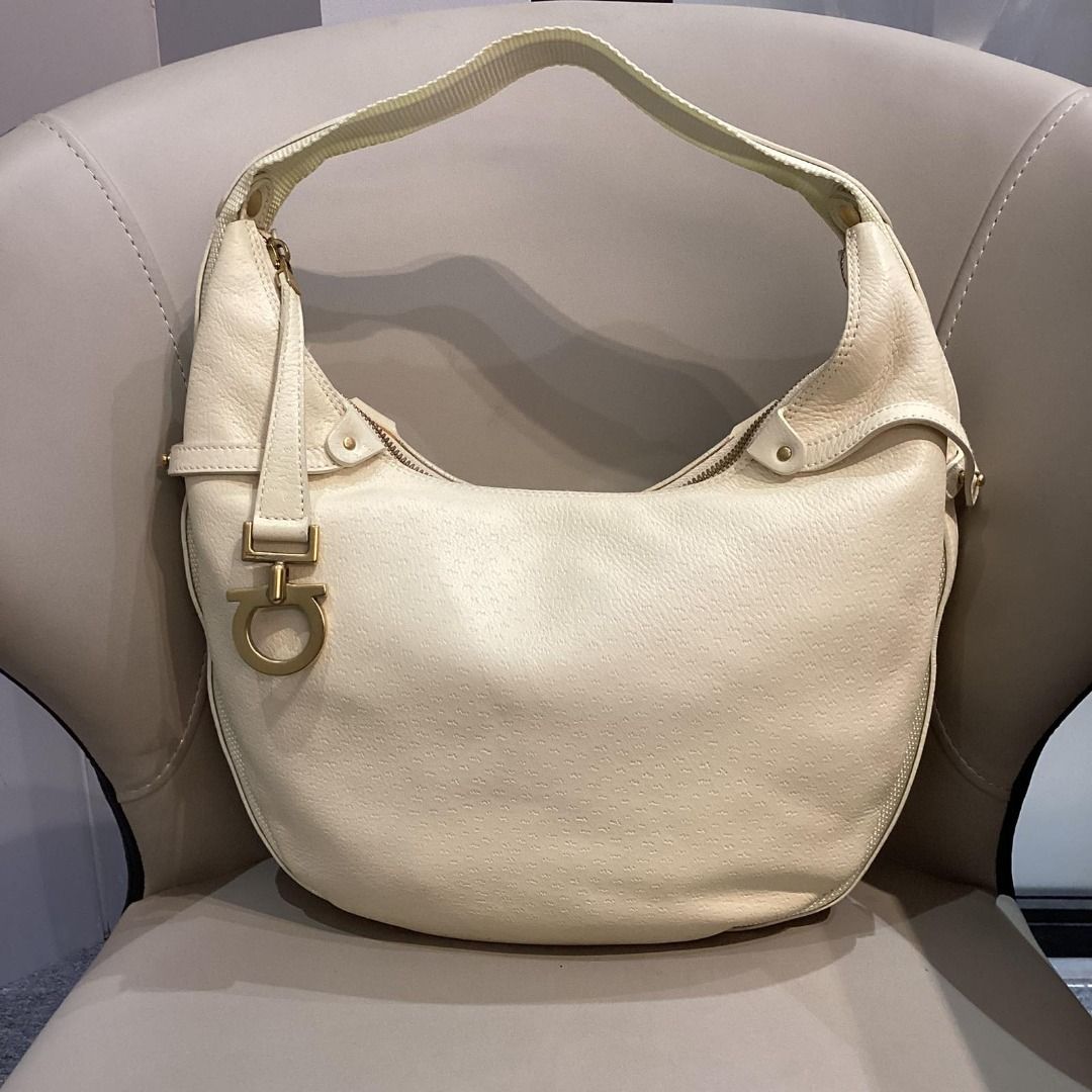 FerragamoWHITE HOBO