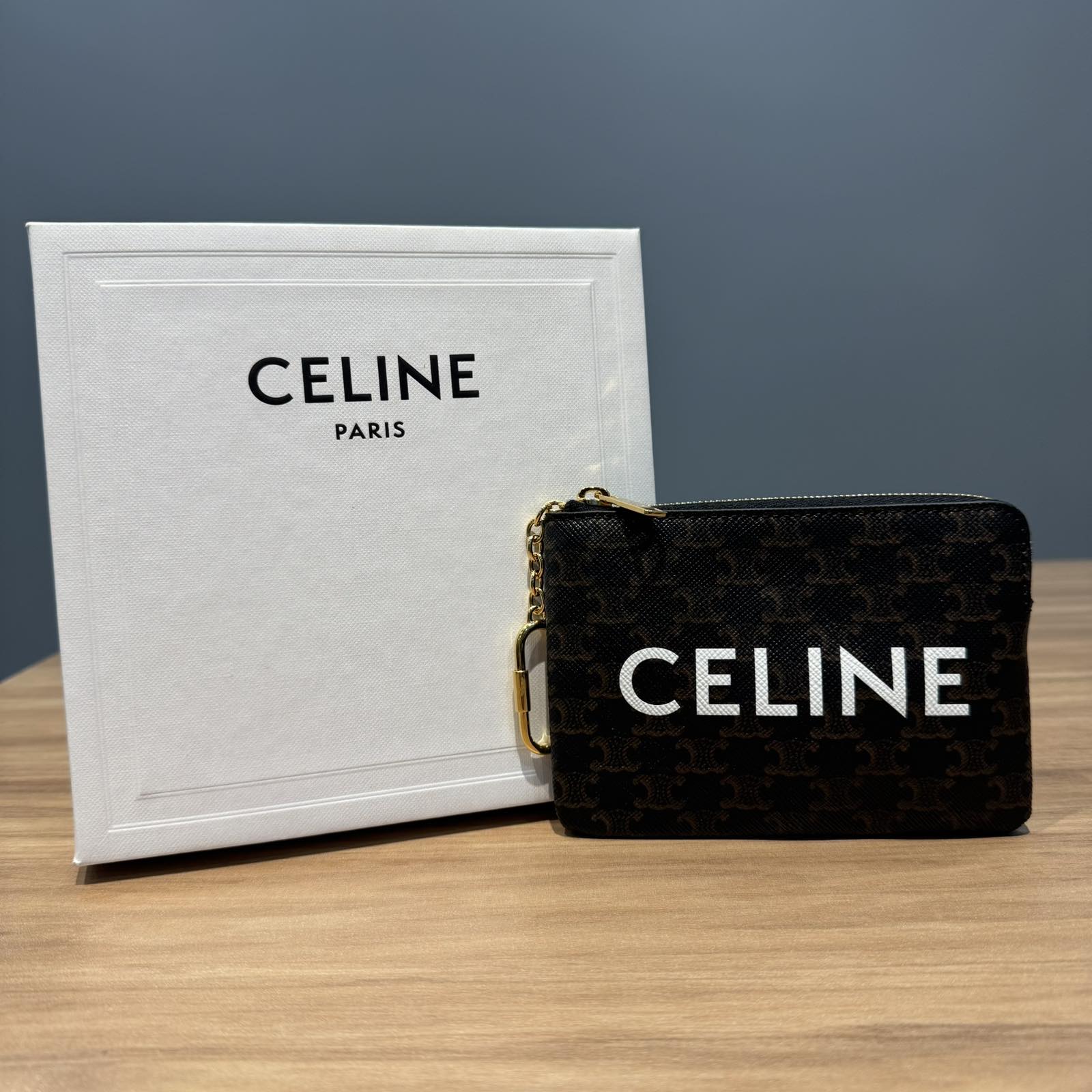 CelineCOIN CASE TRIOMPHE