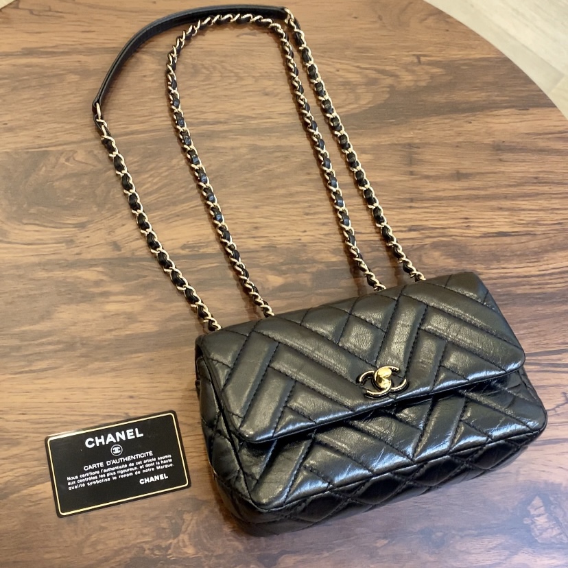 ChanelCALF SINGLE FLAP QUILTED
