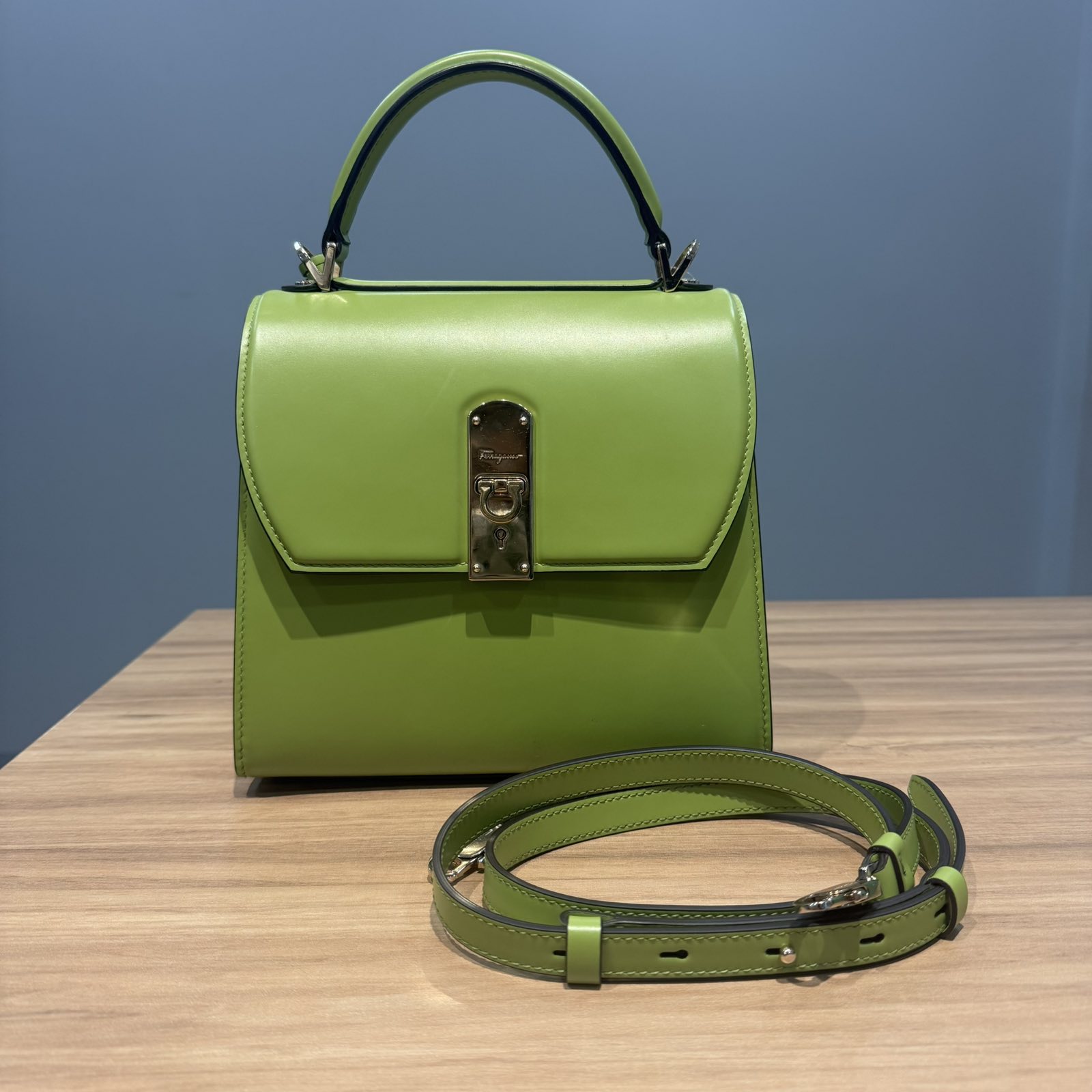 FerragamoGANCINI BOXYZ GREEN MEDIUM