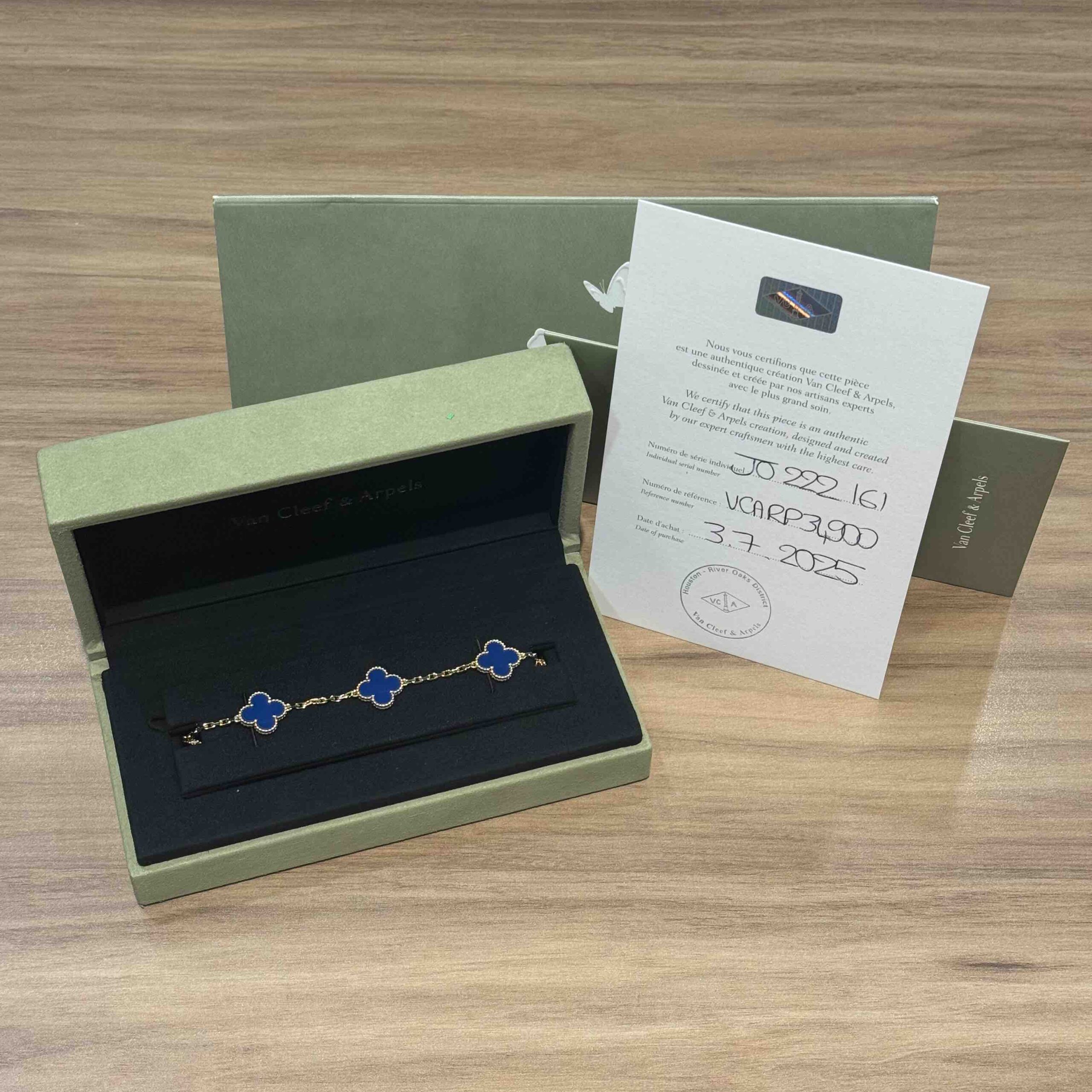 Van Cleef & ArpelsALHAMBRA 5 MOTIF AGTE VCA AU750 